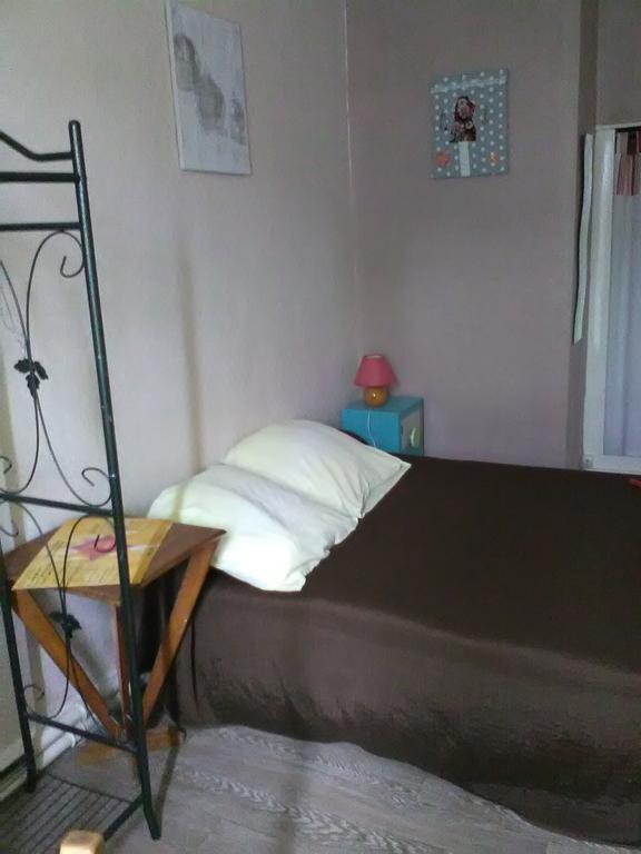 Hotel Le Parisien Saintes Esterno foto