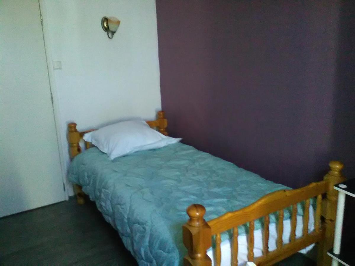 Hotel Le Parisien Saintes Esterno foto